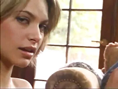 Slutty teen spinner იღებს fucked და ჭამს cum